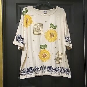 Cute and comfortable yellow flowered tshirt by Eze